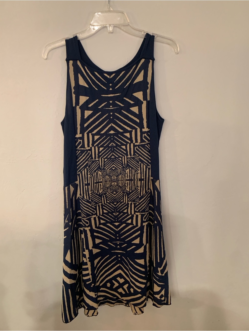 Aldo Martins Barcelona Navy Tan Geometric Form Fit Sheer Shift Dress Size 44 NWT